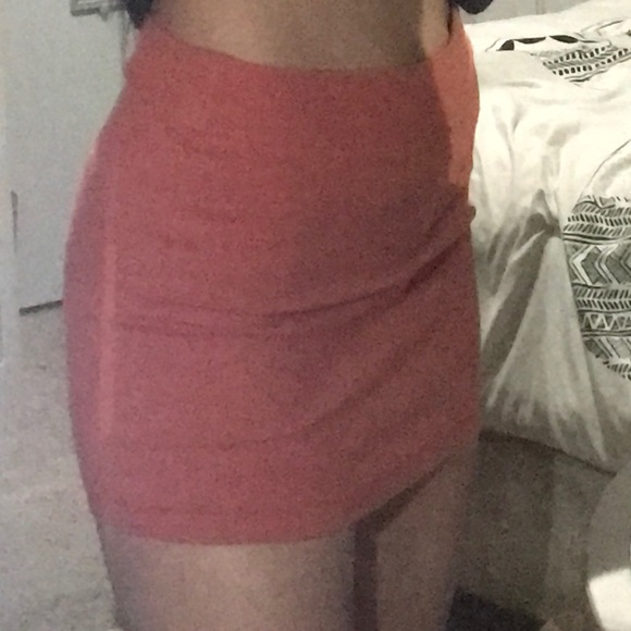 Orange/peach mini skirt - Picture 1 of 1